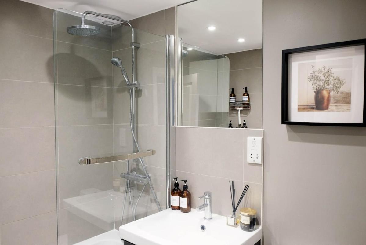 Appartamento Lux & Stylish 2-bed Flat In West Kensington *