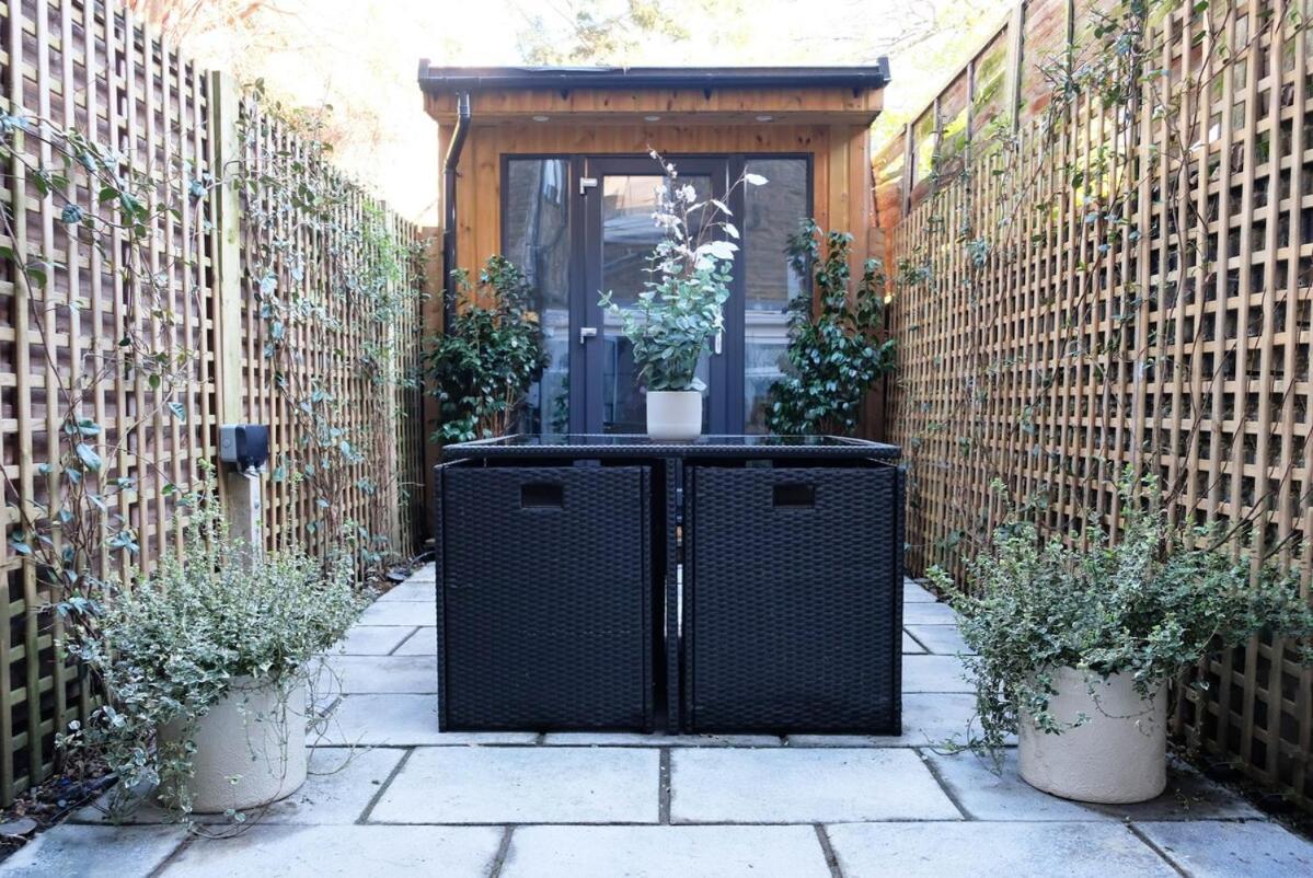 Lux & Stylish 2-bed Flat In West Kensington * Londra